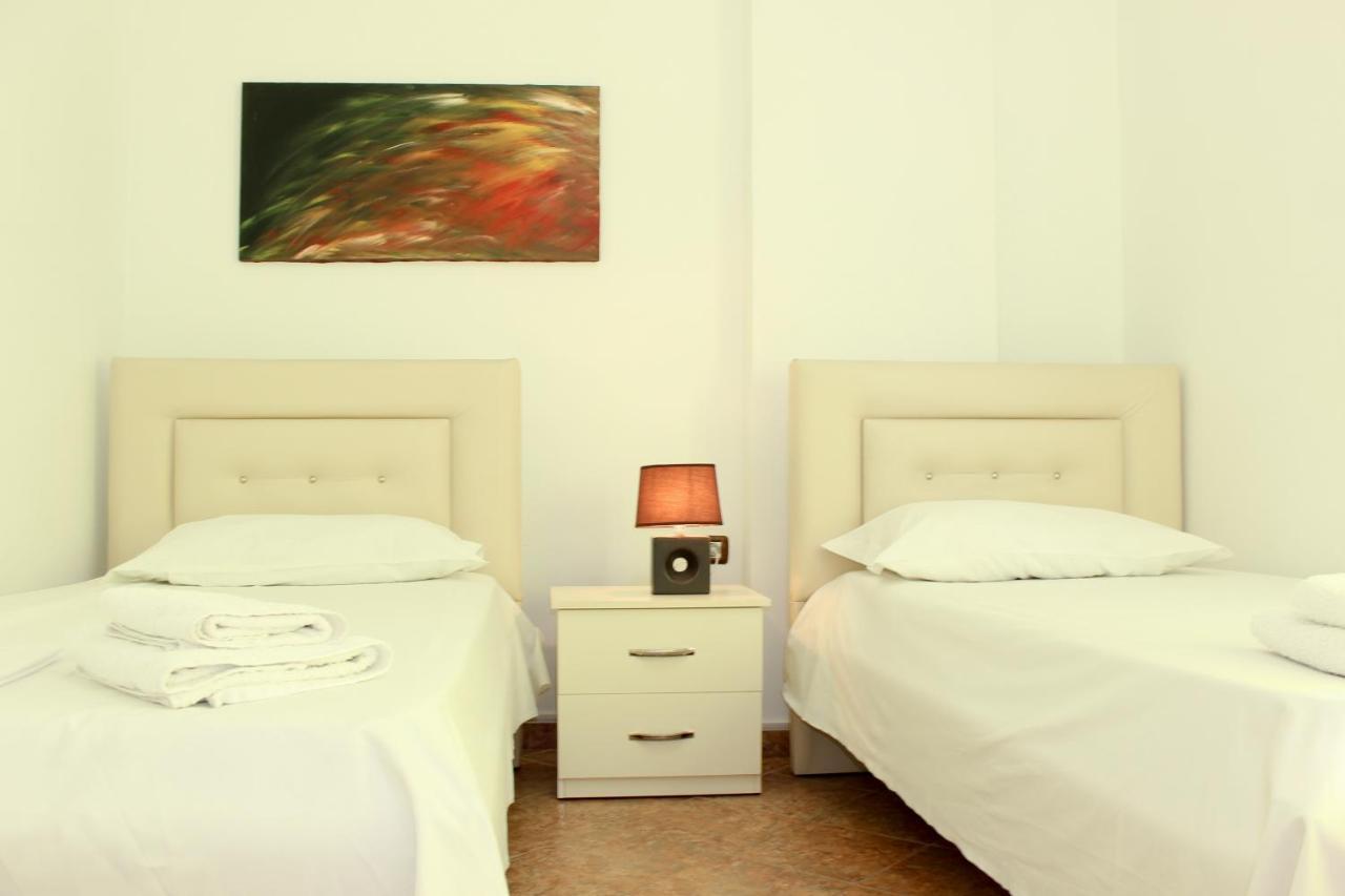 Daire Meg'rooms - Feels Like Saranda